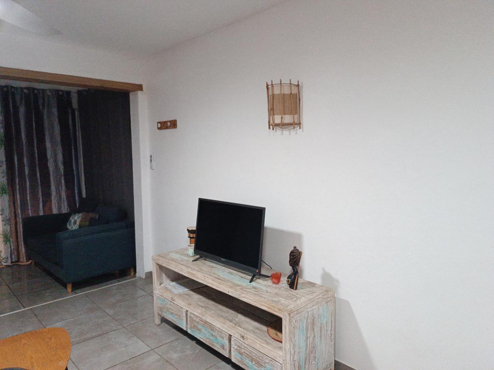 Jolie Maison T3 A St Pierre, 2 Chambres Avec Sdb, Grande Varangue, Jardin Saint Pierre Cameră foto