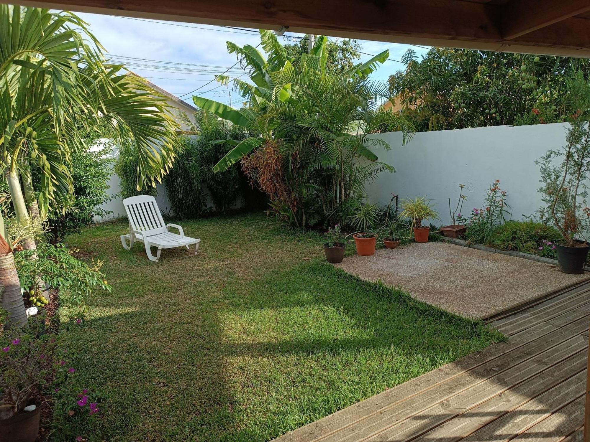 Jolie Maison T3 A St Pierre, 2 Chambres Avec Sdb, Grande Varangue, Jardin Saint Pierre Cameră foto
